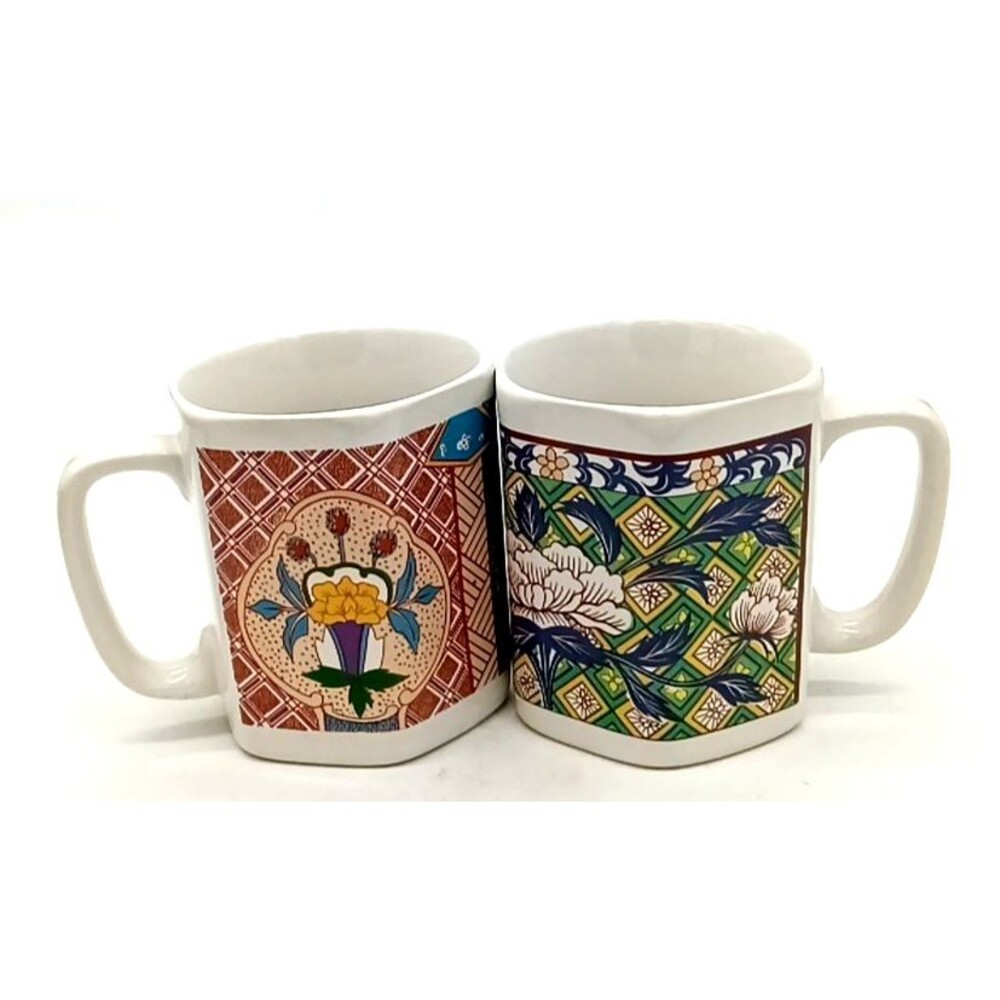 Vintage Pair Of Hexagon Shaped Imari Colorful Floral  Coffee Mugs